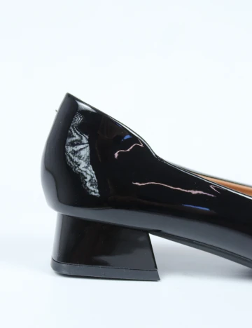 Pantofi SHEIN, negru