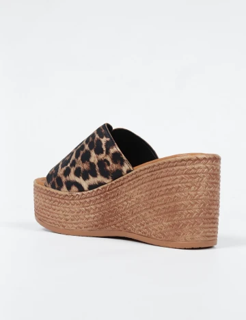 Saboti SHEIN, animal print