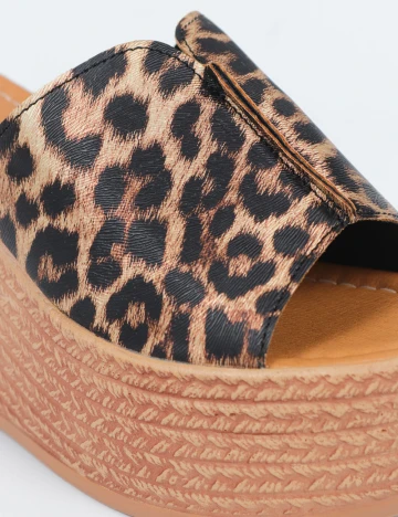 Saboti SHEIN, animal print