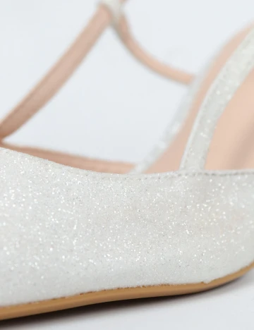 Pantofi SHEIN, alb