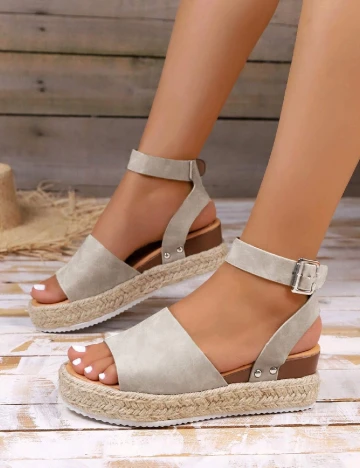 Sandale SHEIN, bej
