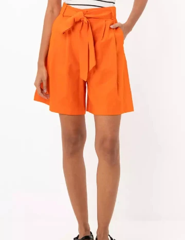 Pantaloni scurti ASOS, portocaliu
