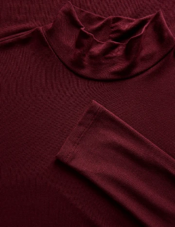 Rochie scurta Reserved, visiniu