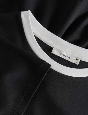 Tricou Reserved, negru