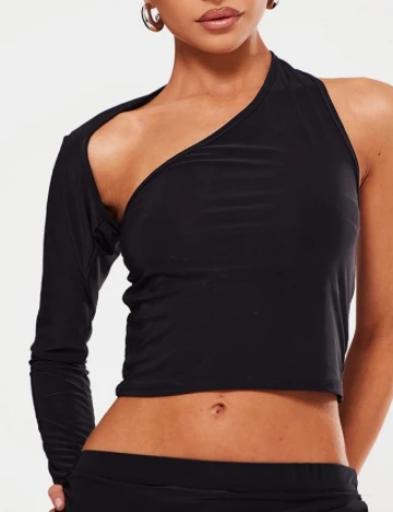 Top PRETTYLITTLETHING, negru
