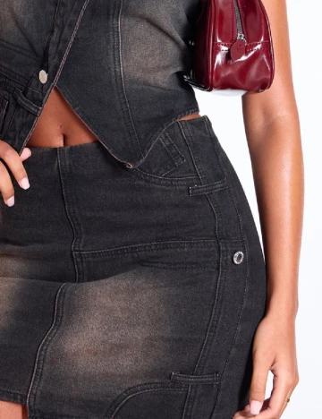 Fusta PRETTYLITTLETHING, negru Negru