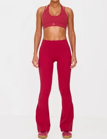 Pantaloni PRETTYLITTLETHING, rosu