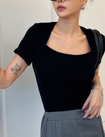 
						Tricou Dazy, negru
