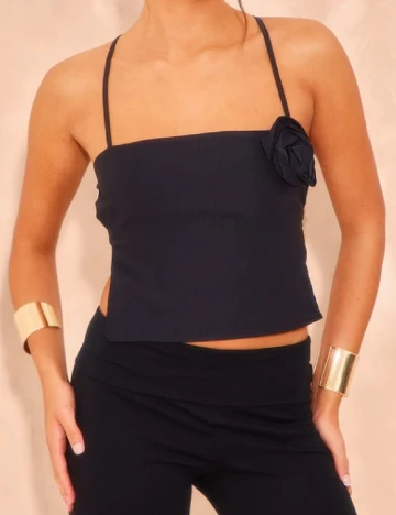 Top PRETTYLITTLETHING, negru
