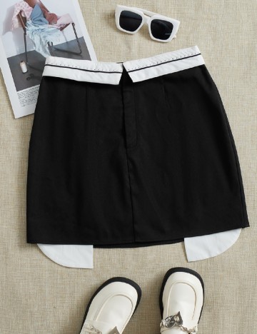 
						Fusta SHEIN, negru