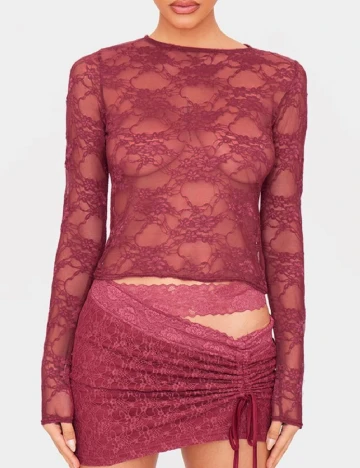 Top PRETTYLITTLETHING, visiniu Rosu
