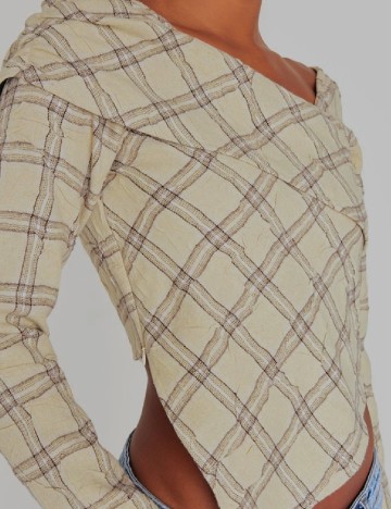 Bluza PRETTYLITTLETHING, bej