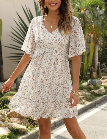 Rochie scurta SHEIN, crem