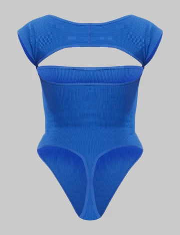 Body PRETTYLITTLETHING, albastru