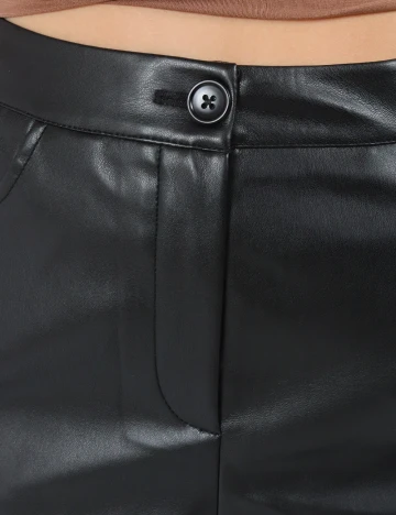 Pantaloni COLLUSION, negru