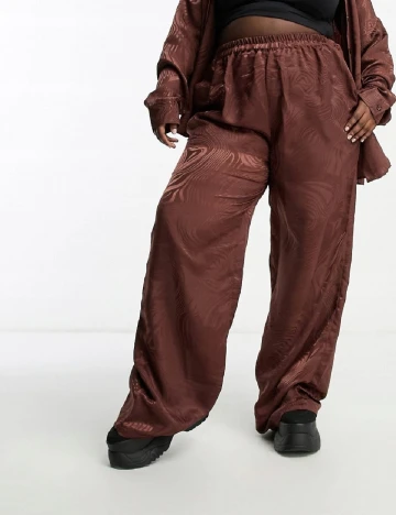 Pantaloni Heartbreak Plus Size, maro