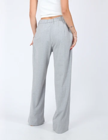 Pantaloni Stradivarius, gri