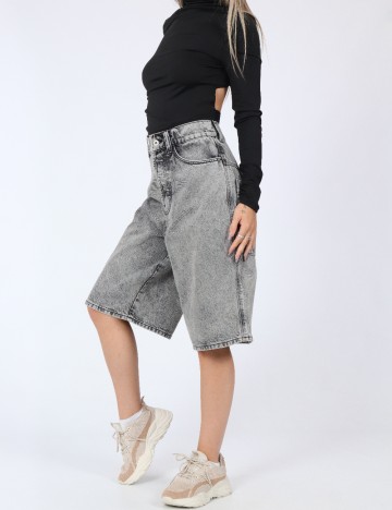 Pantaloni scurti COLLUSION, gri