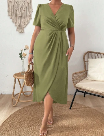 Rochie medie SHEIN CURVE, verde Verde