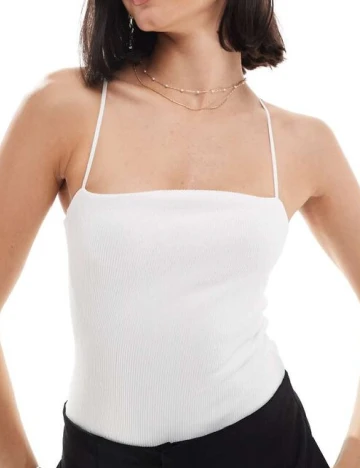 Body Bershka, alb