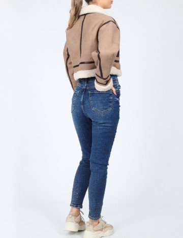 Jacheta Zara, maro