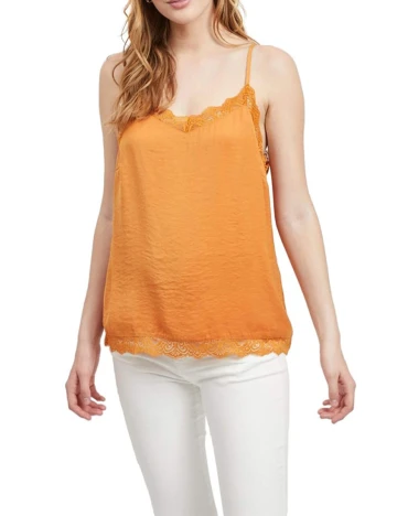 Maiou Vila, portocaliu