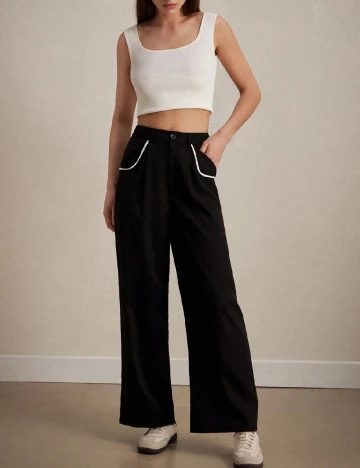 Pantaloni SHEIN, negru