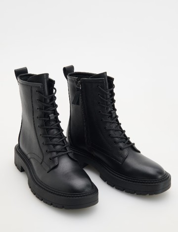 
						Ghete Reserved, negru