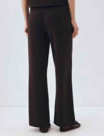 Pantaloni Reserved, maro