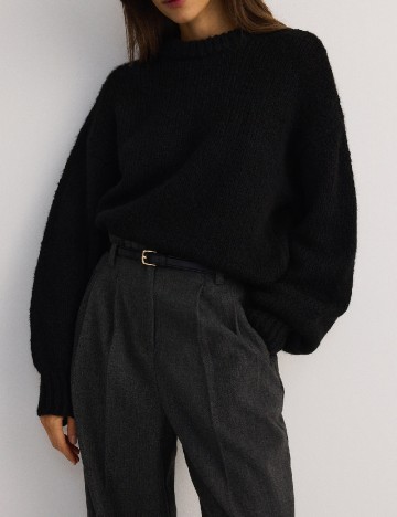 
						Pulover Reserved, negru