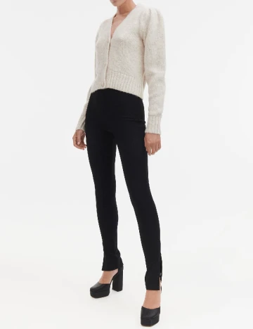 Cardigan Reserved, crem