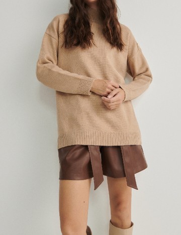 
						Bluza Reserved, maro