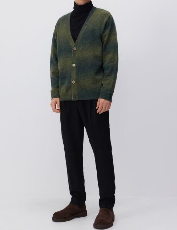 
						Cardigan Reserved, verde