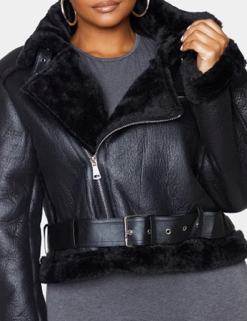 Jacheta PrettyLittleThing Plus Size, negru Negru