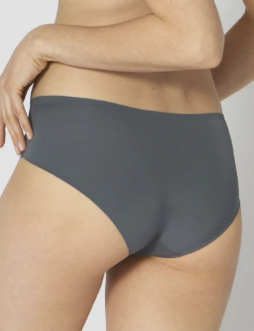 Chilot Triumph, gri