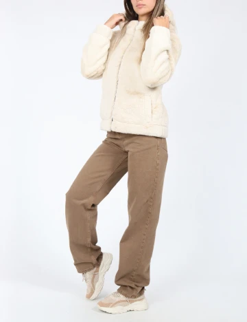 Jacheta Zara, crem