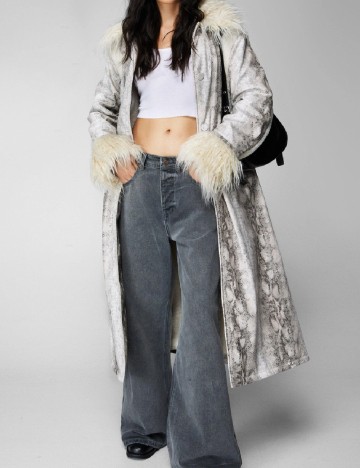 
						Palton Nasty Gal, imprimeu sarpe