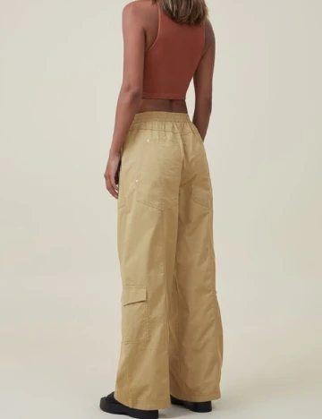Pantaloni Cotton On, crem
