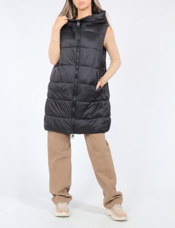 Vesta Zara, negru