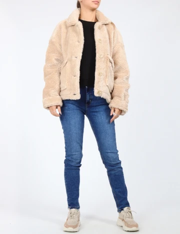 Jacheta Zara, crem Crem