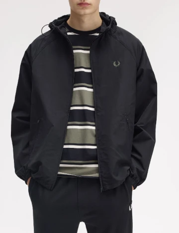 Jacheta Fred Perry, negru