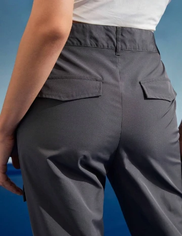 Pantaloni SHEIN, gri