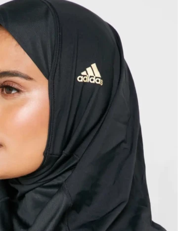 Hijab Adidas, negru