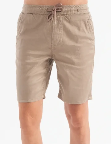Pantaloni scurti Blend Plus Size, maro deschis Maro