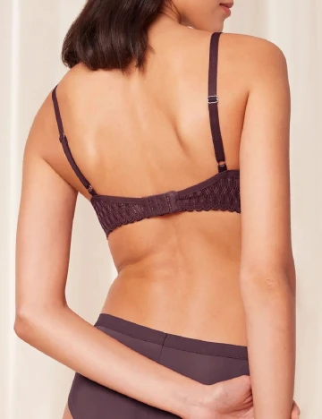 Sutien Triumph, visiniu Rosu
