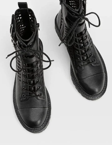 Ghete Stradivarius, negru
