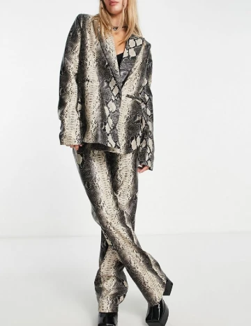 Sacou KYO, imprimeu sarpe