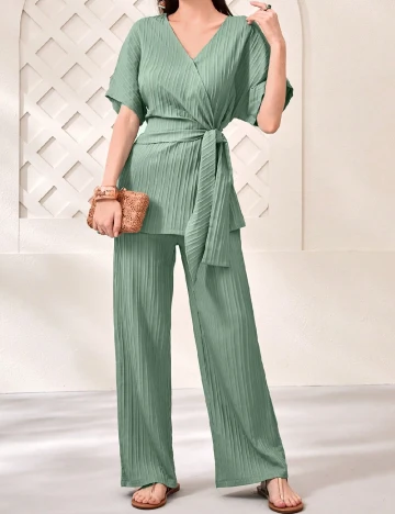 Compleu SHEIN, verde deschis