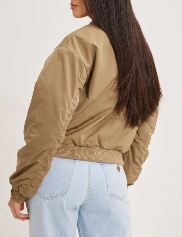 Jacheta Vero Moda, maro