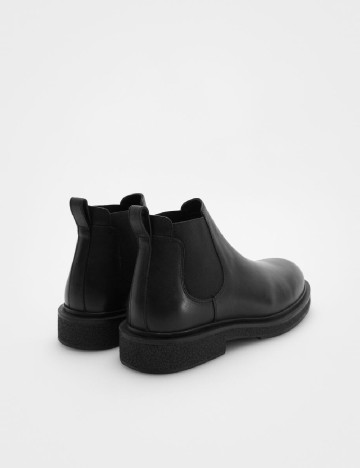 Ghete Reserved, negru